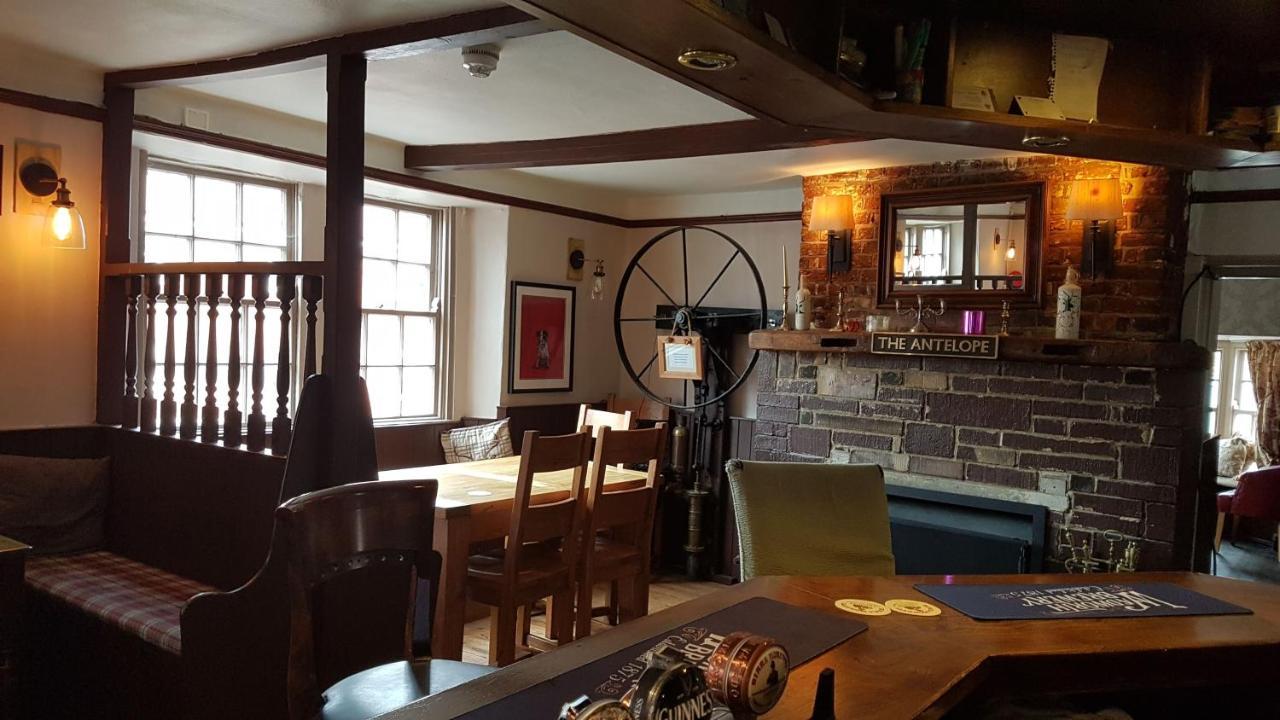 The Antelope At Upavon Hotel Exterior photo